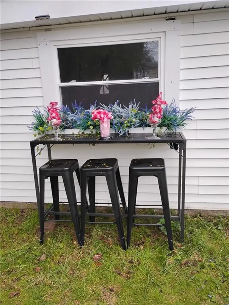 82 Patton Road Woonsocket RI 02895
