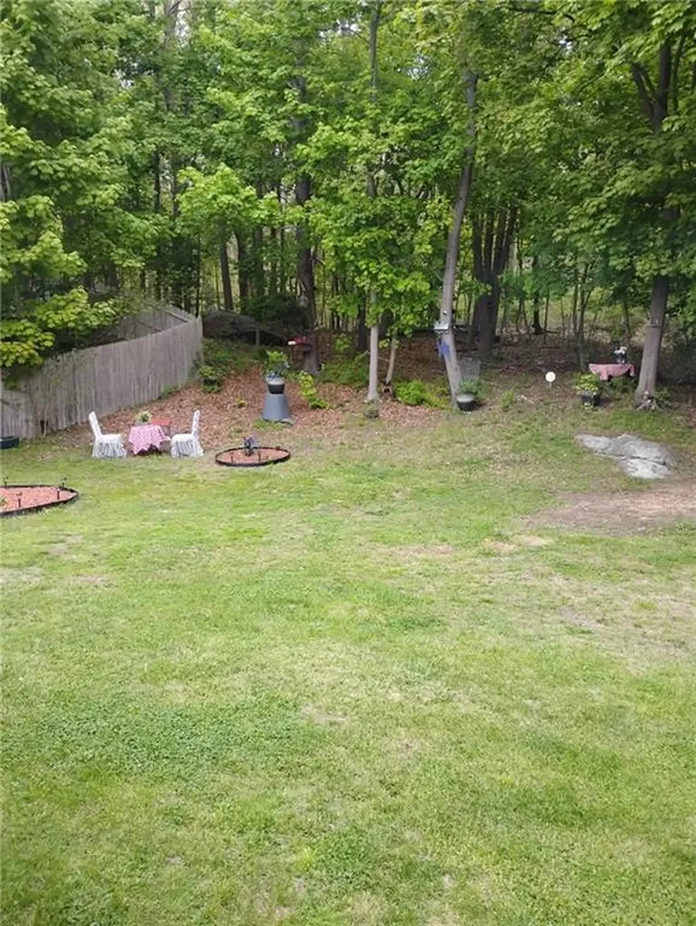 82 Patton Road Woonsocket RI 02895