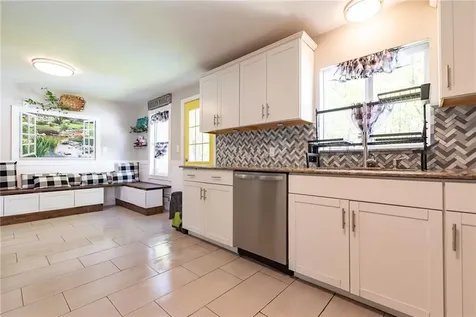 82 Patton Road Woonsocket RI 02895