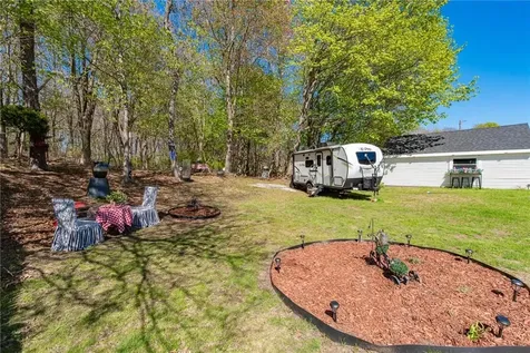 82 Patton Road Woonsocket RI 02895