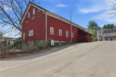 953 955 Victory Highway Burrillville RI 02839