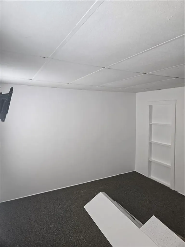 93 White Rock Road Westerly RI 02891