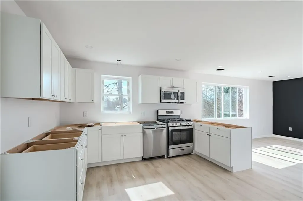 31 Newbury Street Providence RI 02904