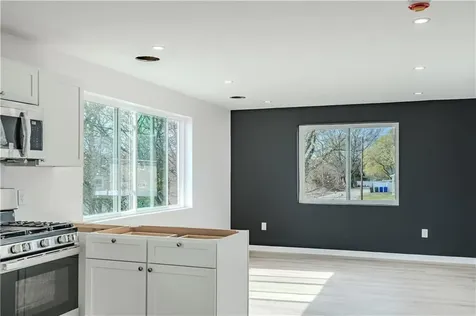 31 Newbury Street Providence RI 02904