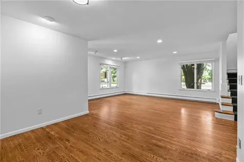 189 Laurel Avenue Providence RI 02906