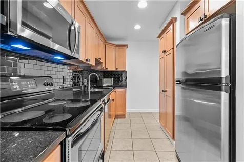 189 Laurel Avenue Providence RI 02906