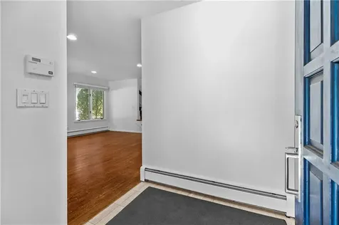 189 Laurel Avenue Providence RI 02906
