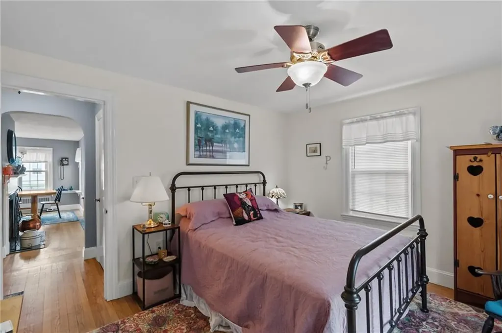 41 Rogers Avenue East Providence RI 02915