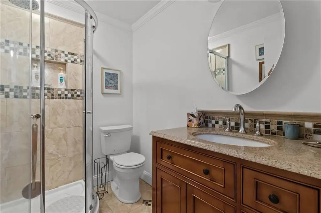 41 Rogers Avenue East Providence RI 02915