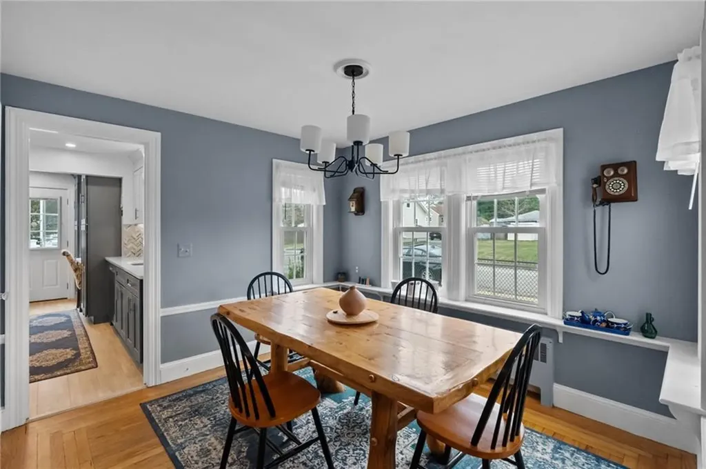 41 Rogers Avenue East Providence RI 02915