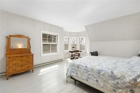 075 Atlantic Avenue Portsmouth RI 02872