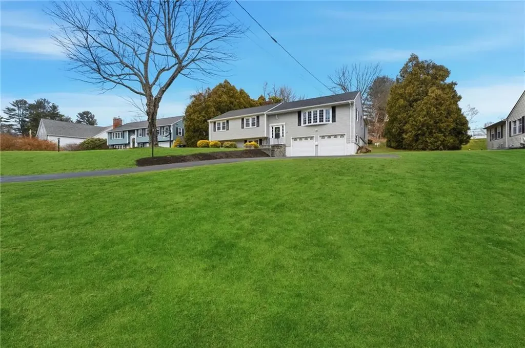 38 Juniper Lane Holden MA 01520