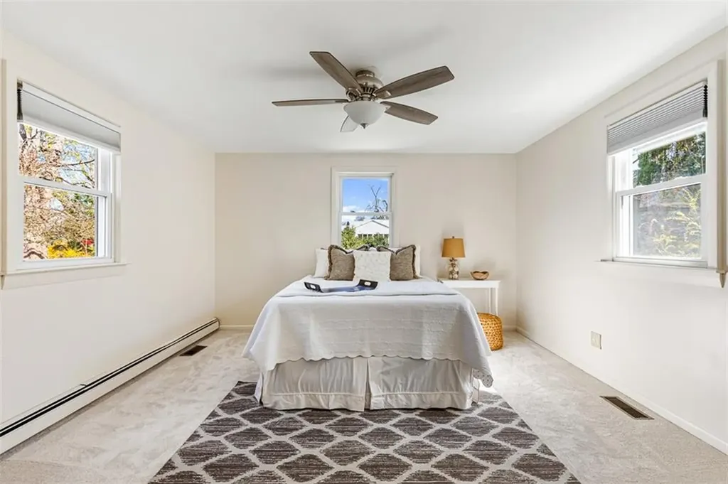 55 Lindy Avenue East Providence RI 02915