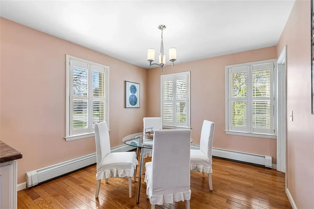 55 Lindy Avenue East Providence RI 02915