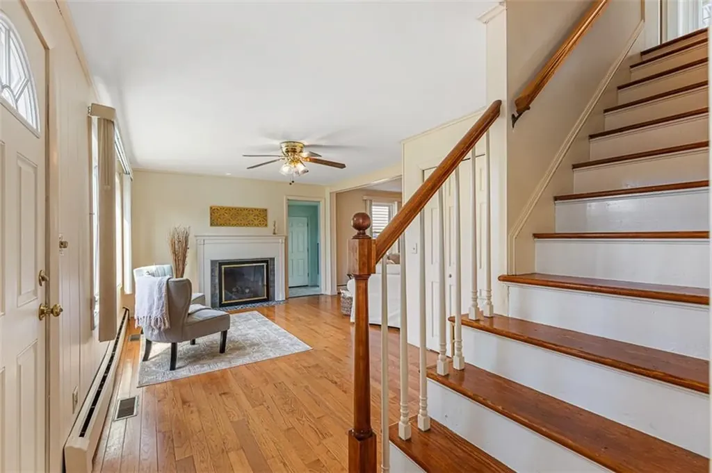 55 Lindy Avenue East Providence RI 02915