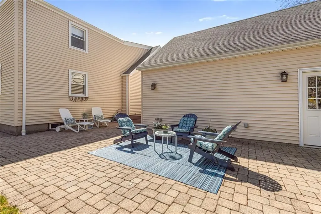 55 Lindy Avenue East Providence RI 02915