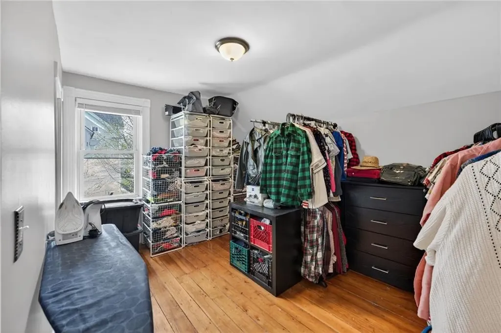 256 Vermont Avenue Providence RI 02905