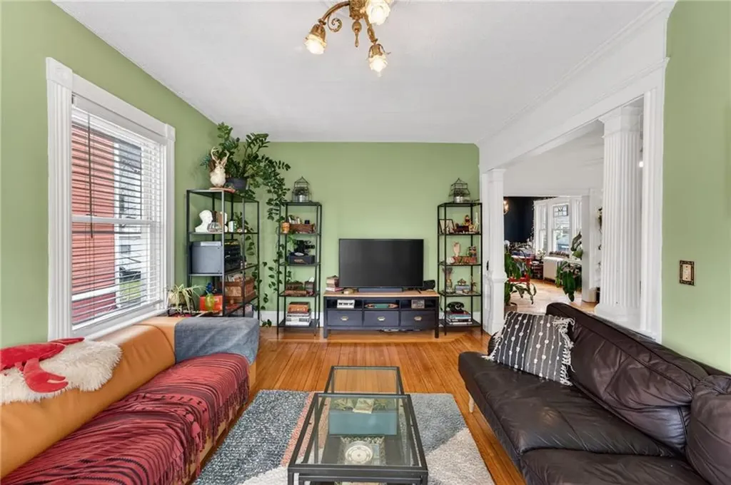 256 Vermont Avenue Providence RI 02905