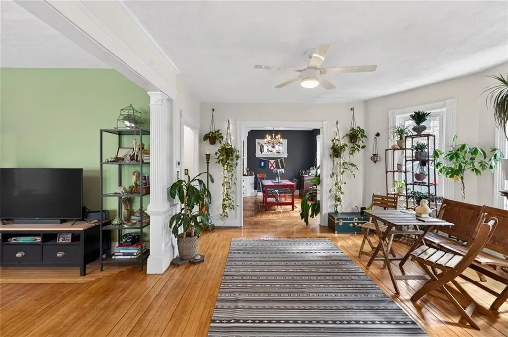 256 Vermont Avenue Providence RI 02905