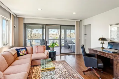 125 Woodruff Avenue Narragansett RI 02882