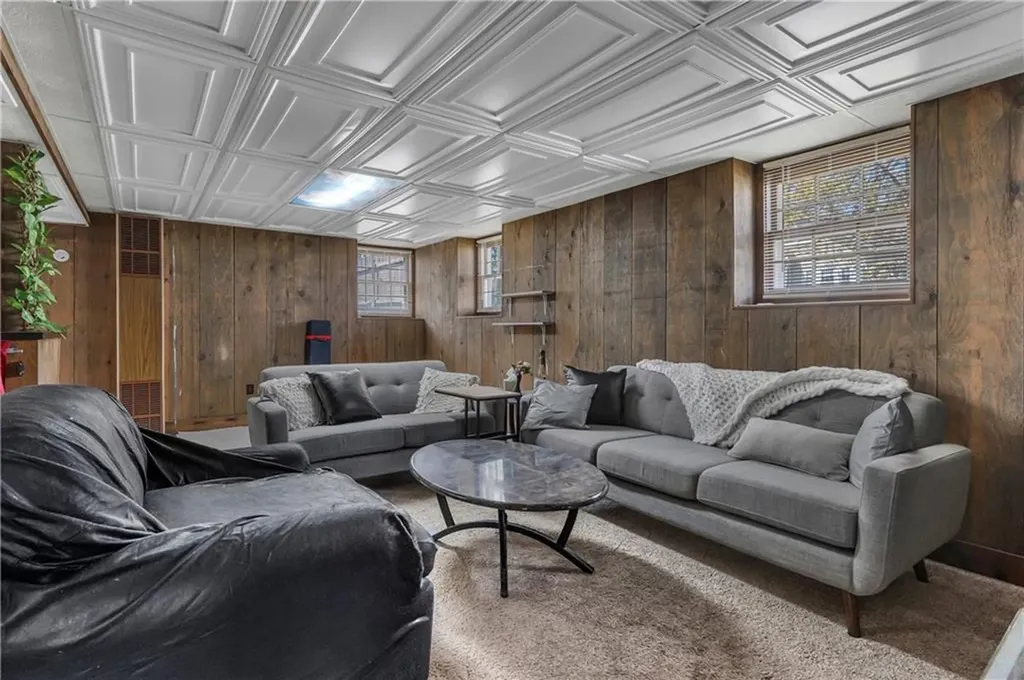 46 Merle Street Warwick RI 02889