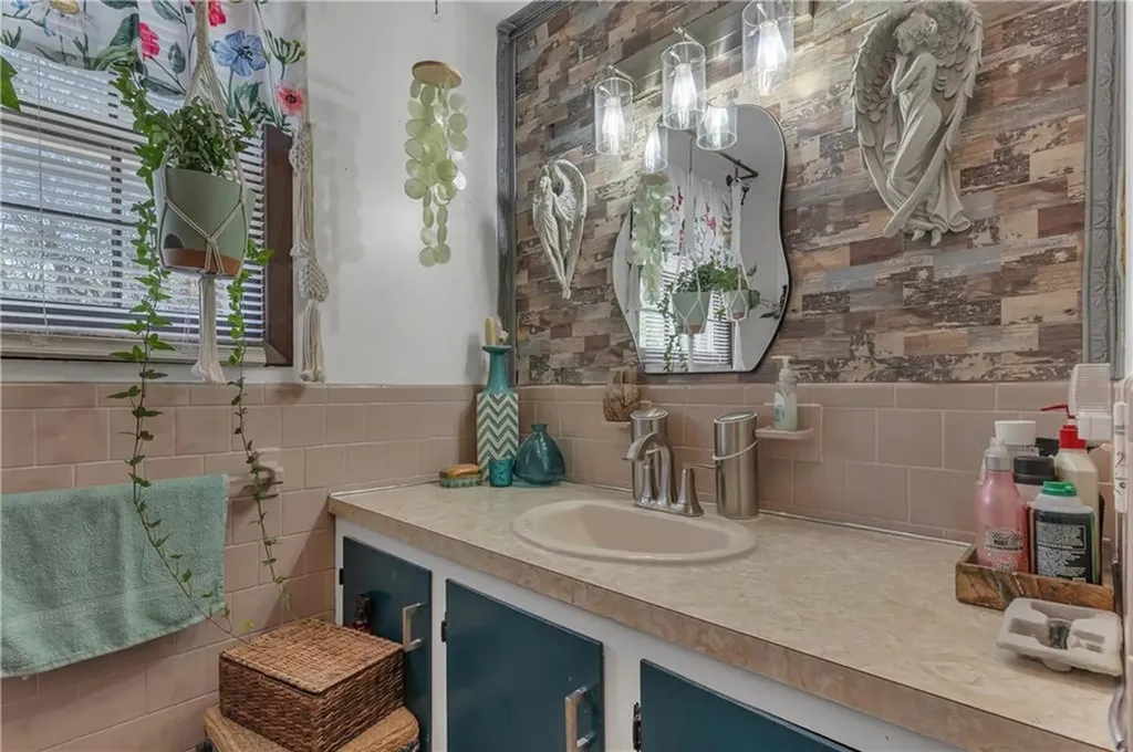 46 Merle Street Warwick RI 02889