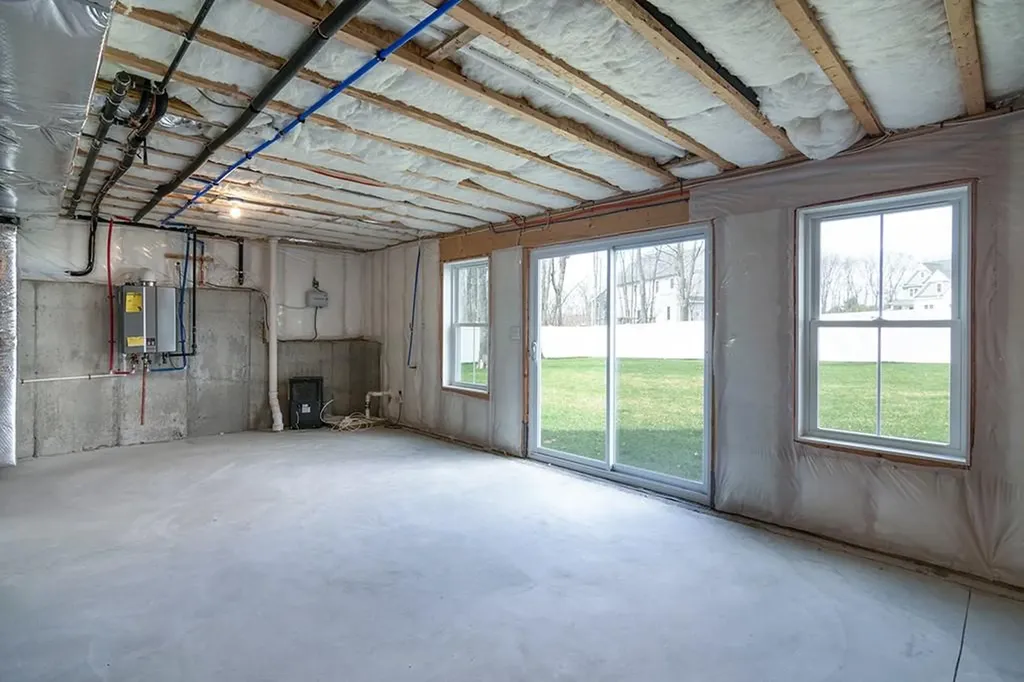 9 Scarlett Way Cranston RI 02921