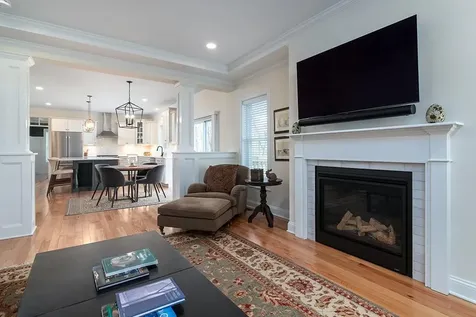 9 Scarlett Way Cranston RI 02921