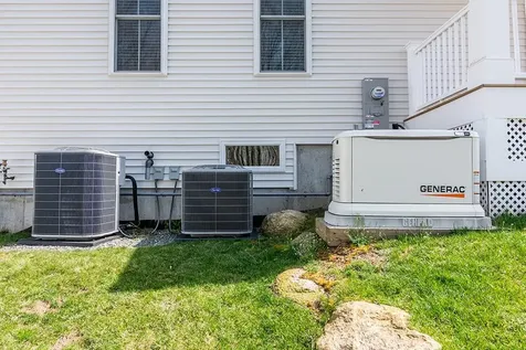 9 Scarlett Way Cranston RI 02921