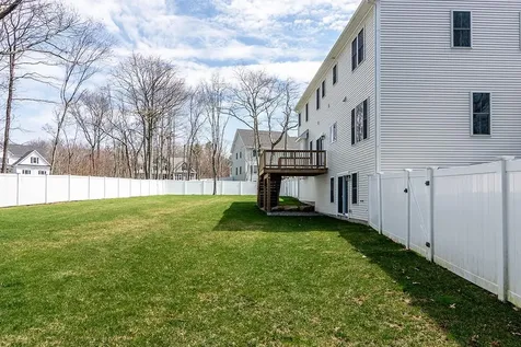 9 Scarlett Way Cranston RI 02921