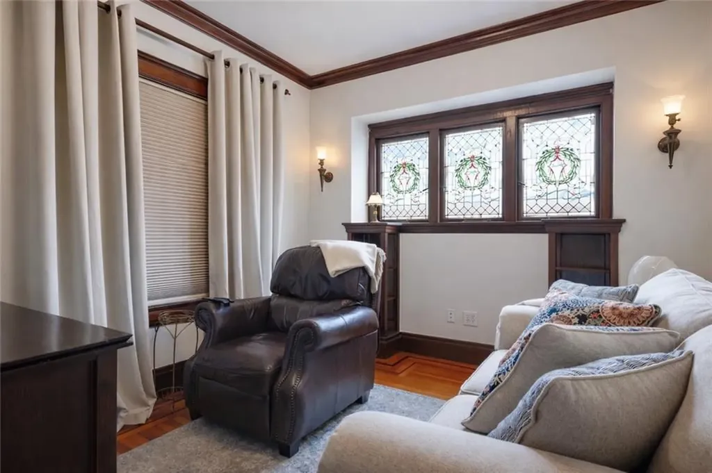 17 Sayles Avenue Lincoln RI 02865