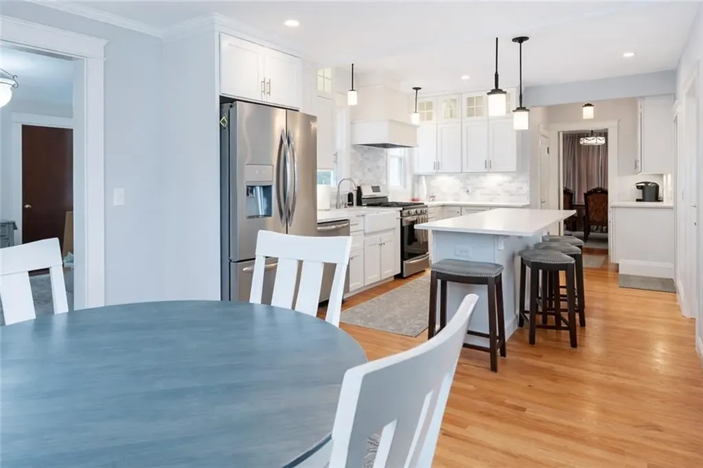 17 Sayles Avenue Lincoln RI 02865