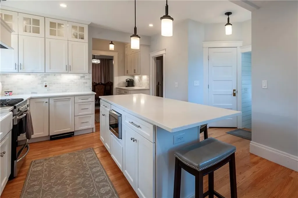 17 Sayles Avenue Lincoln RI 02865