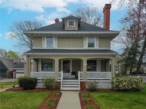17 Sayles Avenue Lincoln RI 02865