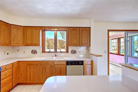 794 County Street Seekonk MA 02771