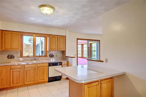 794 County Street Seekonk MA 02771