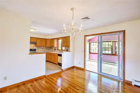 794 County Street Seekonk MA 02771