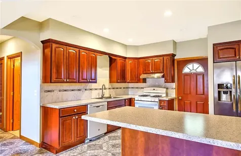 794 County Street Seekonk MA 02771