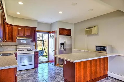 794 County Street Seekonk MA 02771