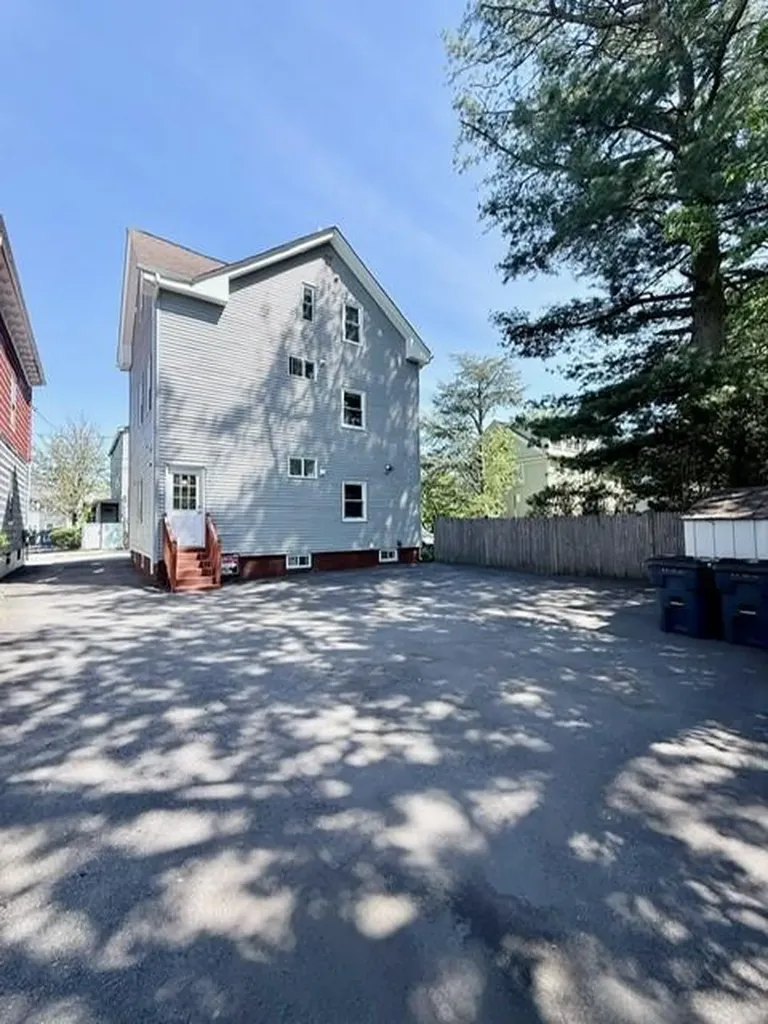 14 Esten Street Providence RI 02908