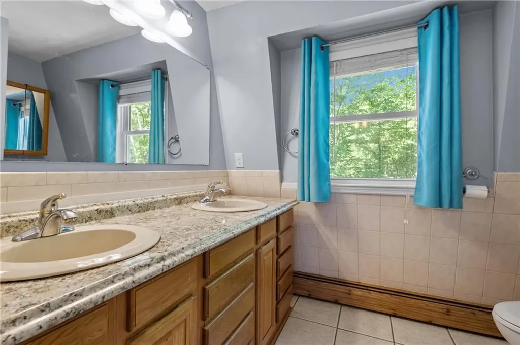 416 Farnum Pike Smithfield RI 02917
