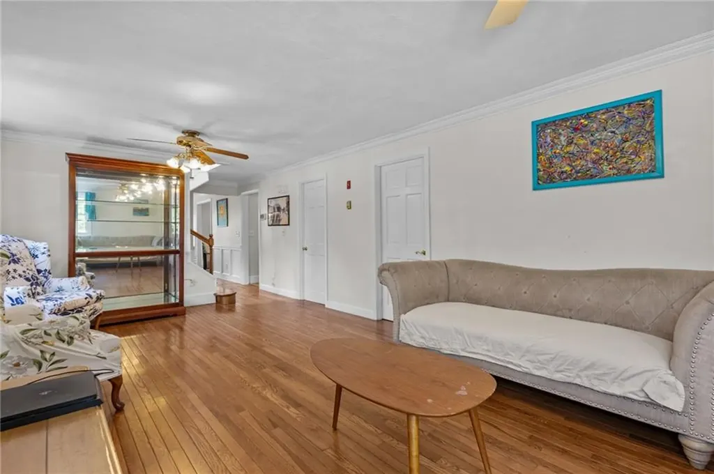 416 Farnum Pike Smithfield RI 02917