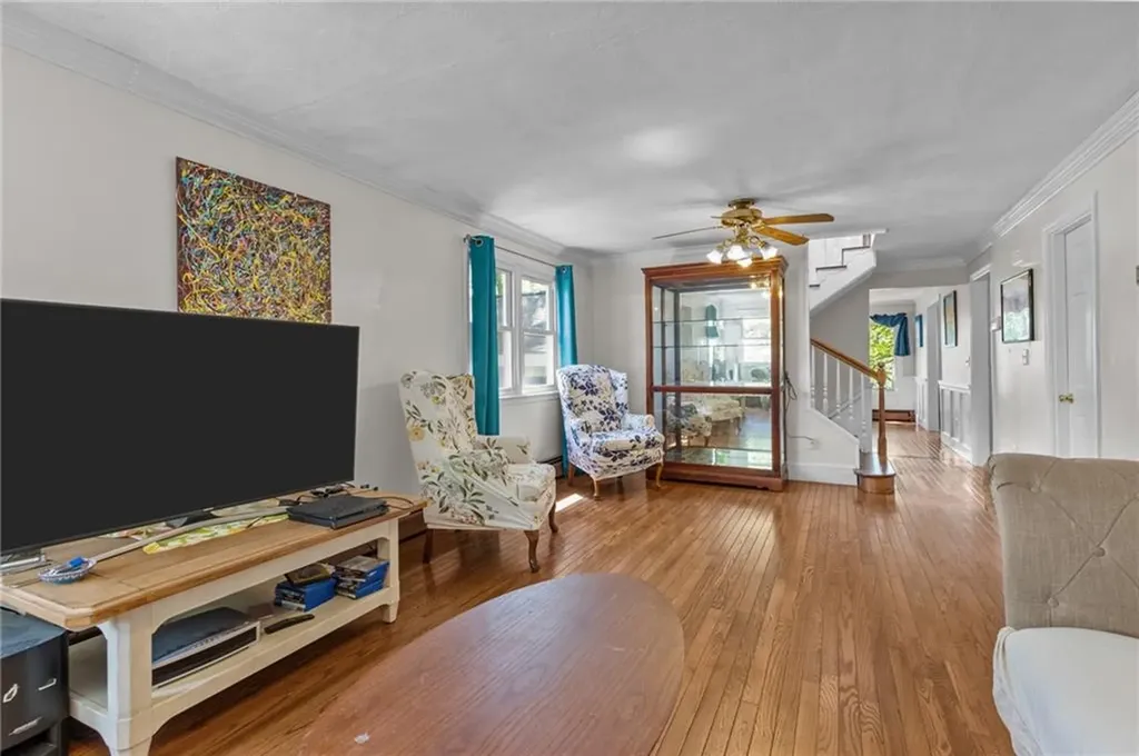 416 Farnum Pike Smithfield RI 02917