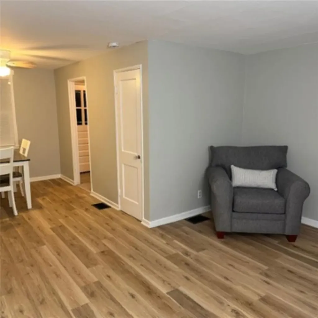 351 Boulevard Middletown RI 02842