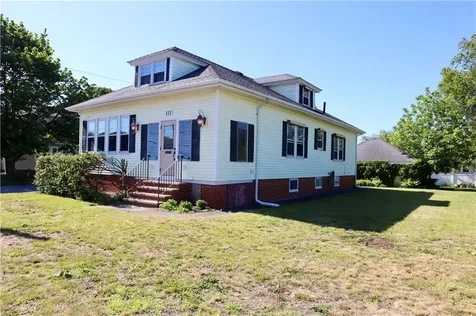 133 Wampanoag Trail East Providence RI 02915