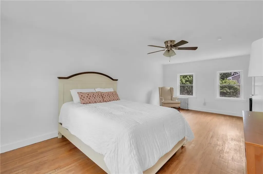 14 Barnsdale Road East Providence RI 02914