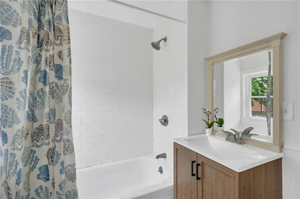 14 Barnsdale Road East Providence RI 02914