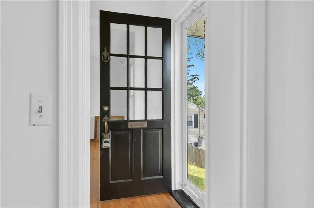 14 Barnsdale Road East Providence RI 02914
