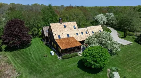 23 High Meadow Road Little Compton RI 02837