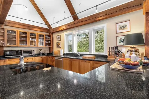 23 High Meadow Road Little Compton RI 02837